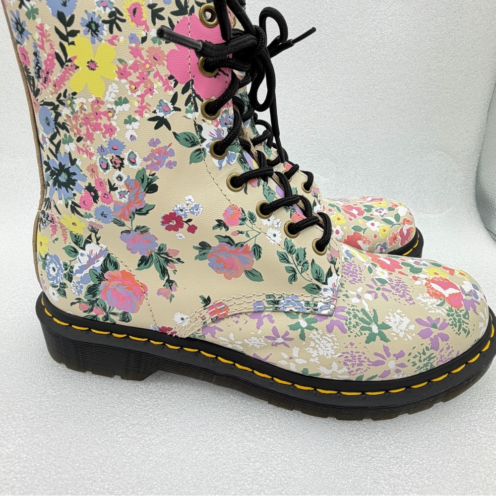 Dr. Martens Floral Combat Boots - Picture 2 of 9
